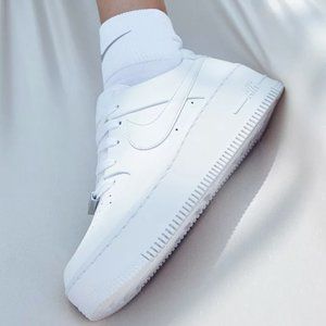 Nike Air Force 1 Sage Low (Size 5 - White)